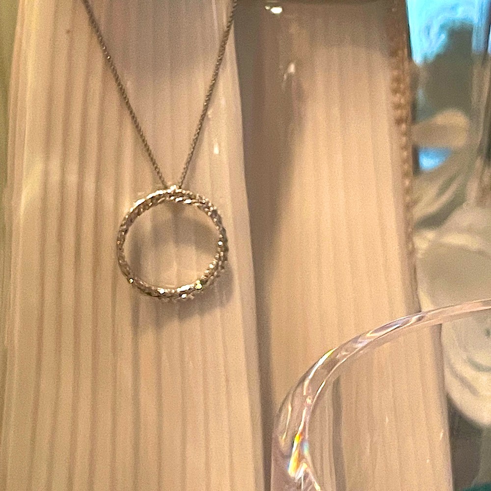 David Yurman Diamond 17” Necklace.  Excellent Condition.